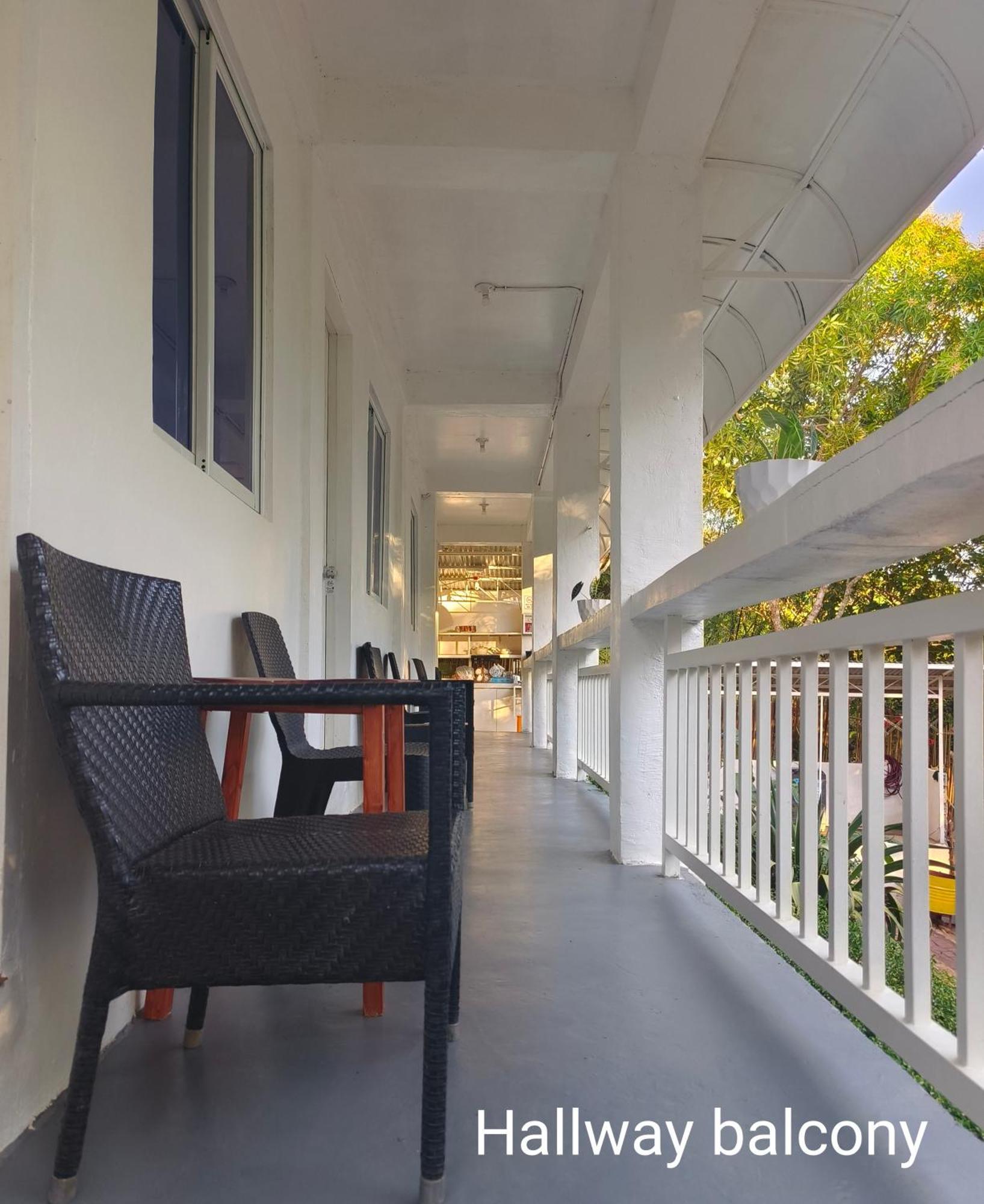 Ani Marie Guest House Coron Exterior photo