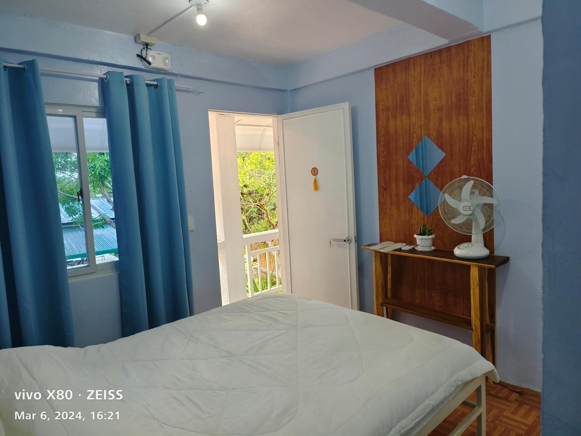 Ani Marie Guest House Coron Exterior photo